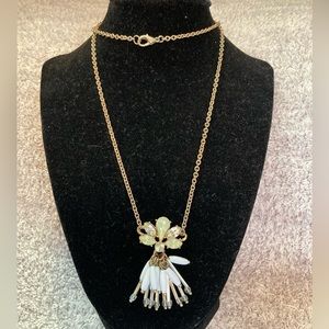 Pretty costume jewelry necklace